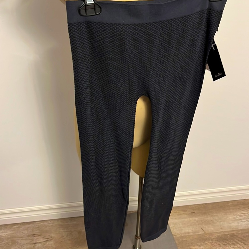 BNWT Dark Grey/Black Print Leggings
